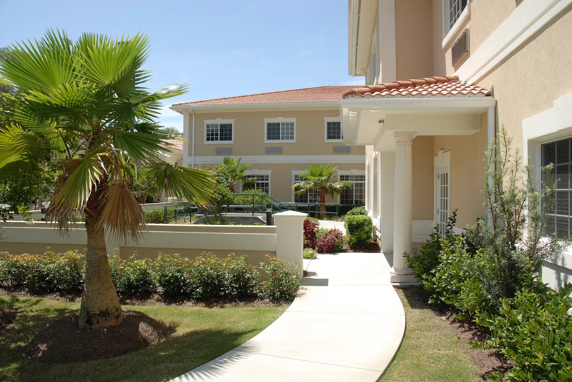 LIFE CARE CENTER OF PENSACOLA