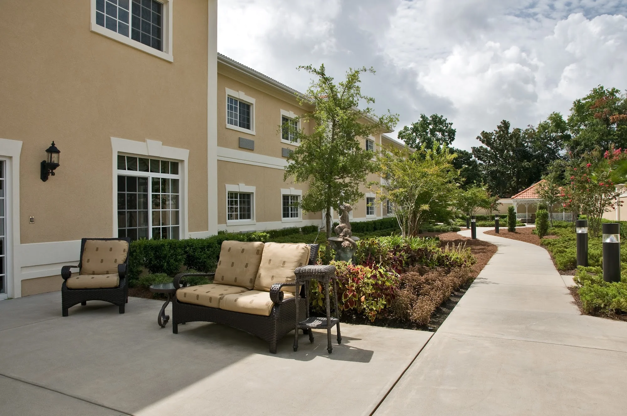 LIFE CARE CENTER OF PENSACOLA