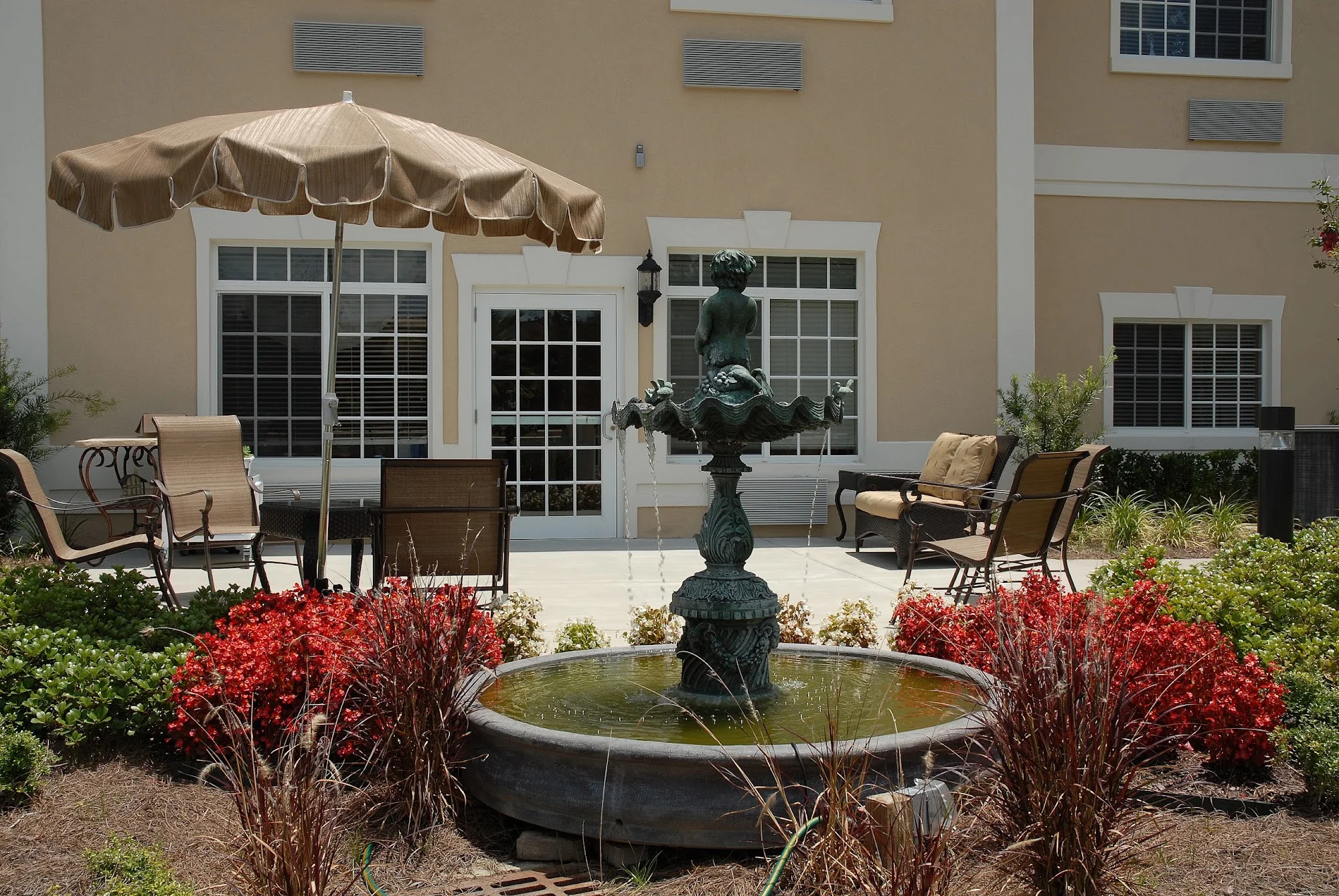 LIFE CARE CENTER OF PENSACOLA