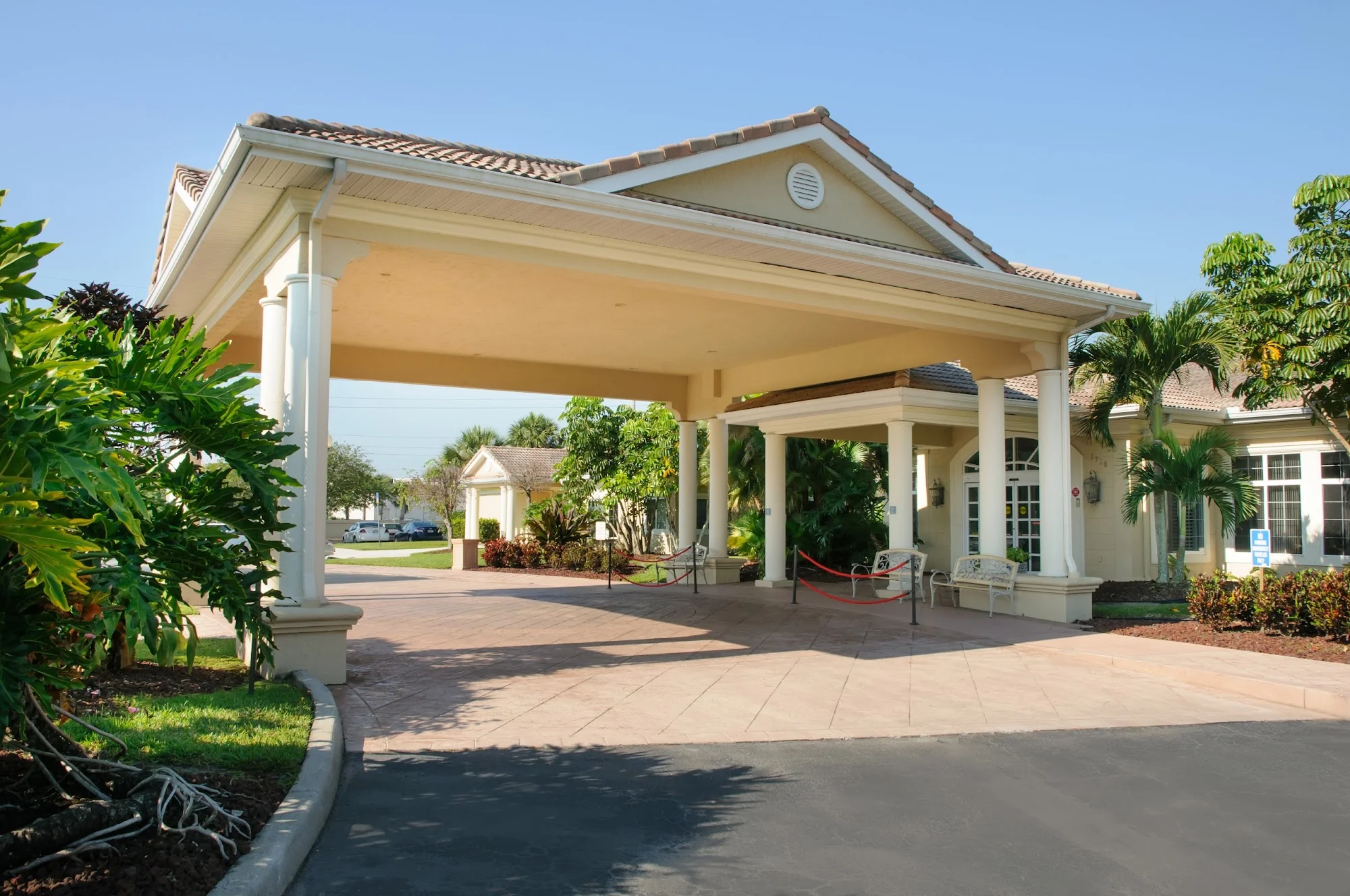 LIFE CARE CENTER OF PORT SAINT LUCIE