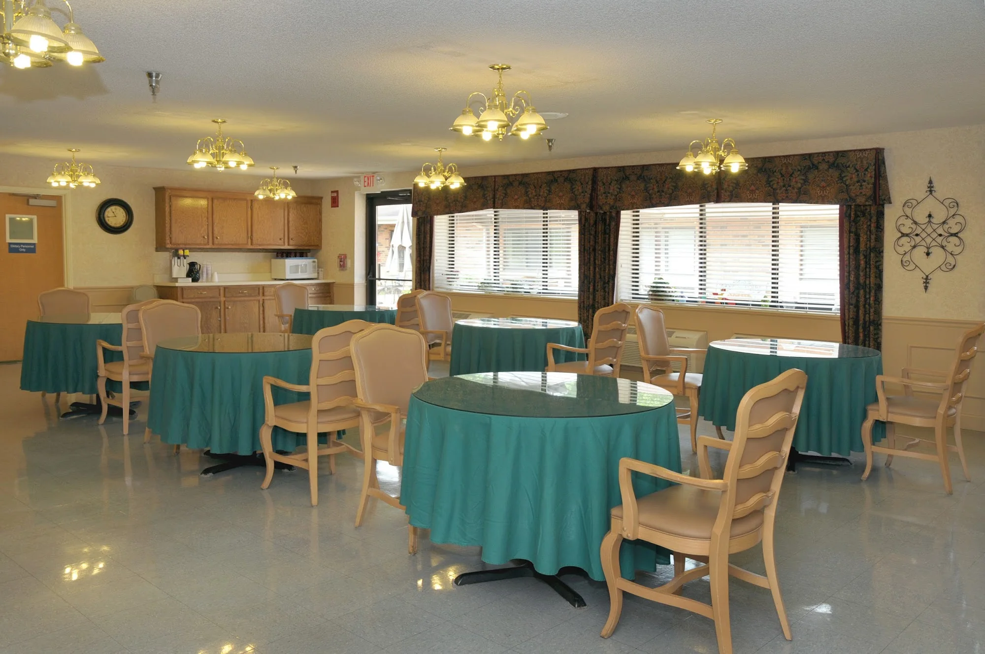 LIFE CARE CENTER OF RED BANK