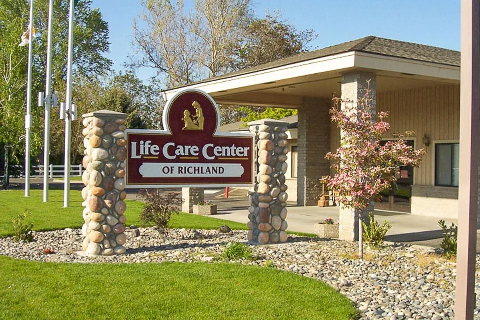 LIFE CARE CENTER OF RICHLAND