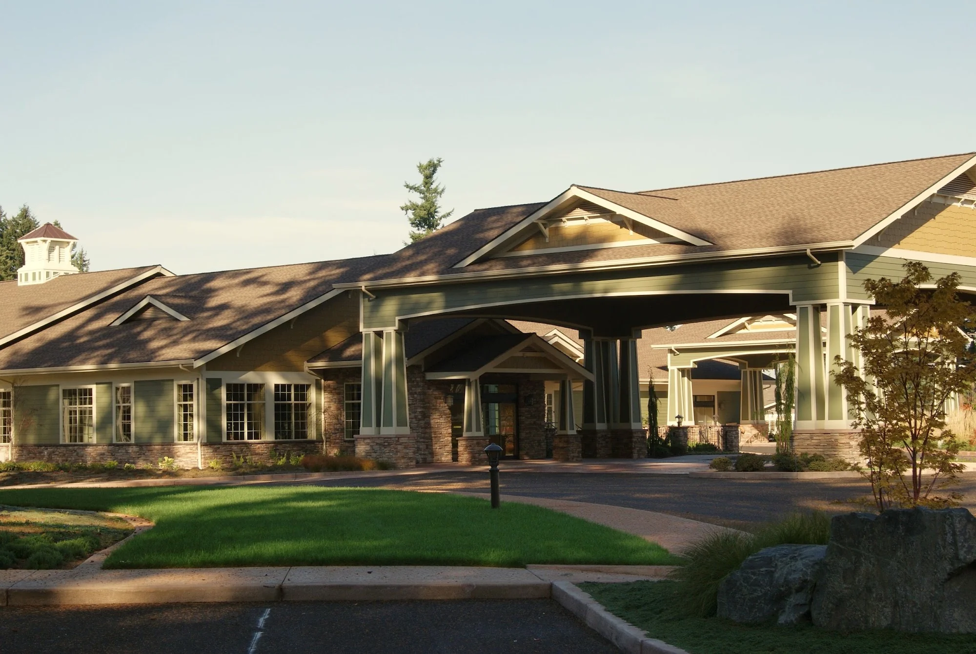 LIFE CARE CENTER OF SOUTH HILL