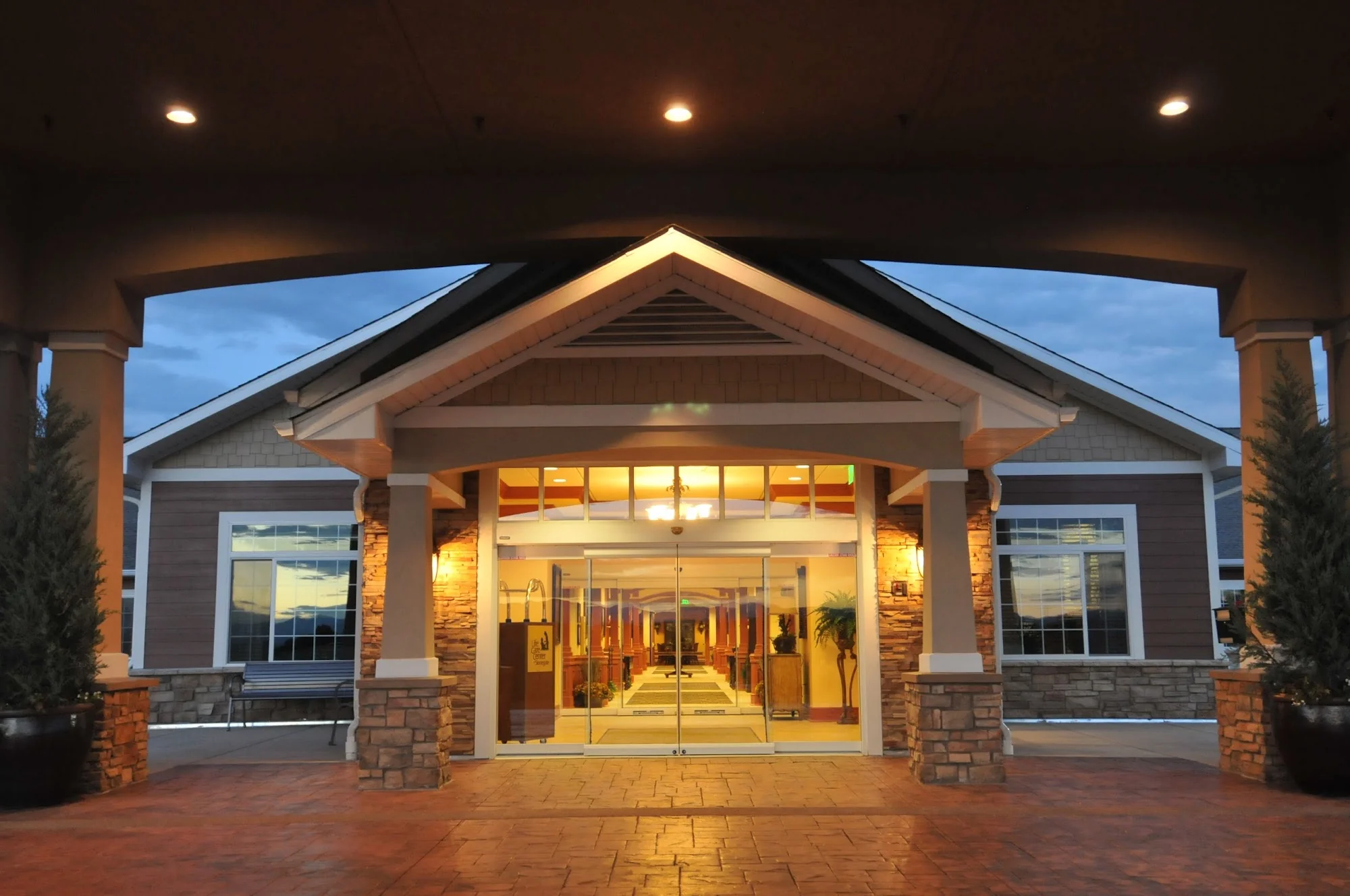 LIFE CARE CENTER OF STONEGATE