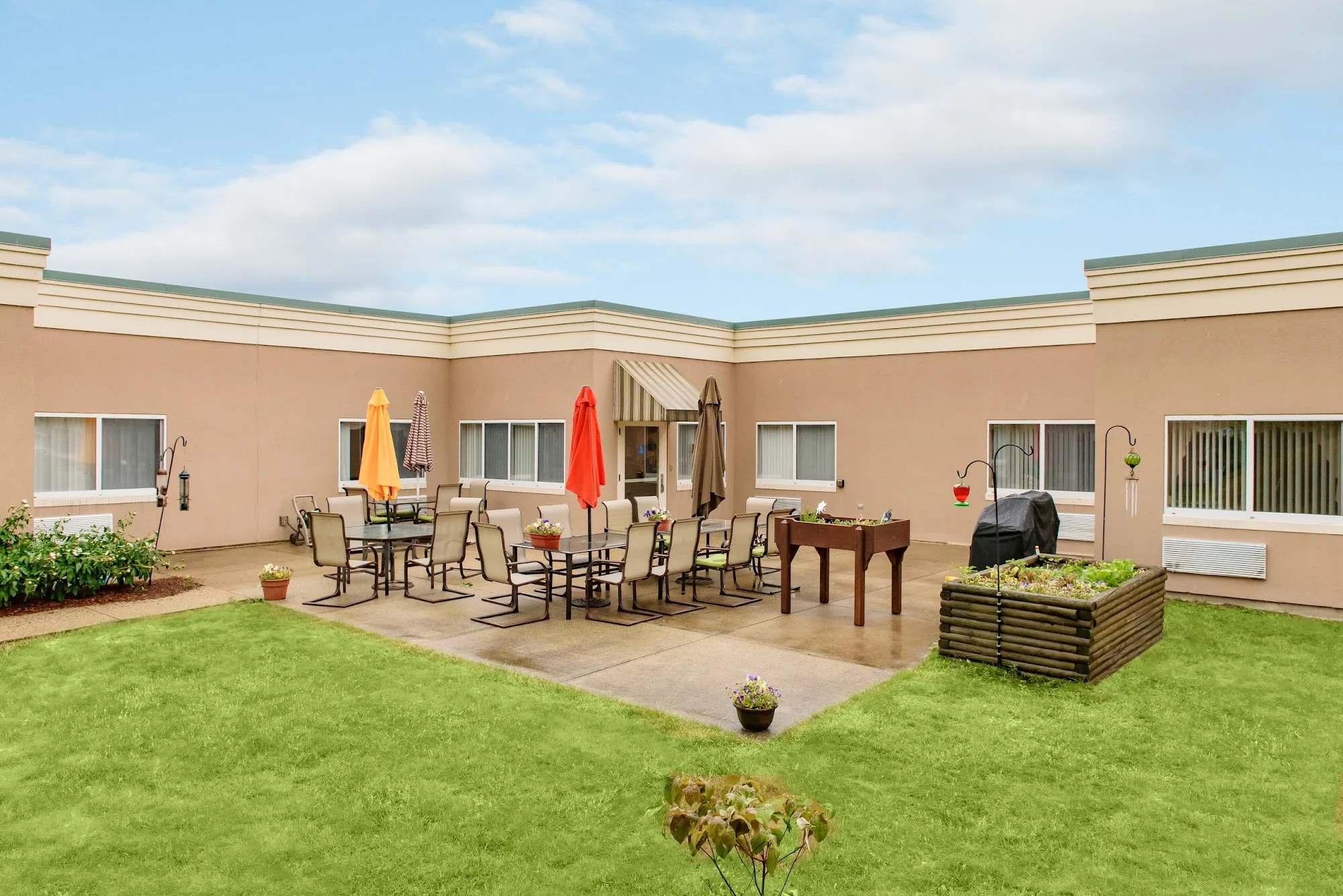 LIFE CARE CENTER OF STONEHAM