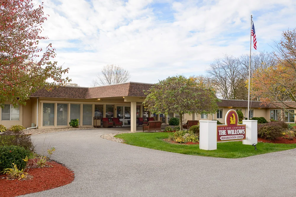 LIFE CARE CENTER OF THE WILLOWS