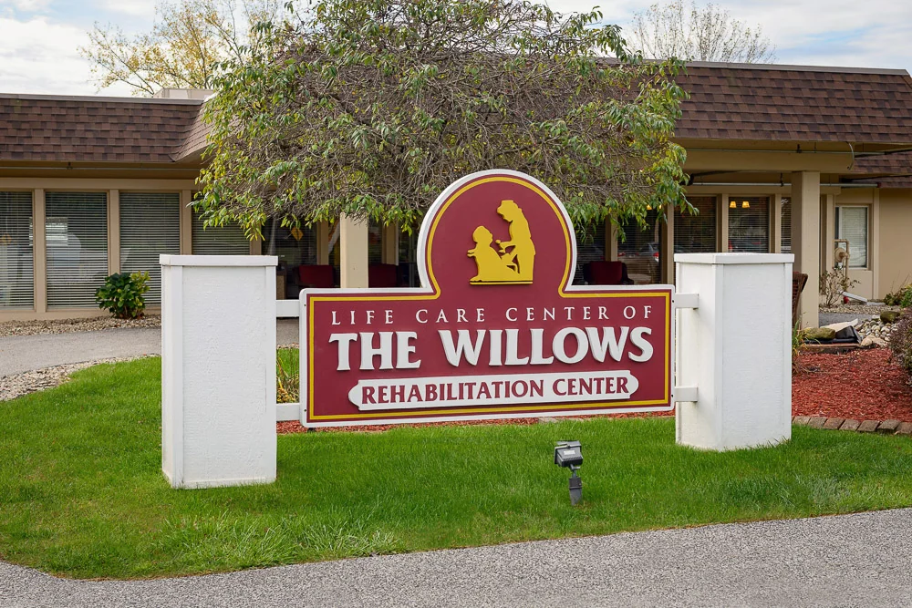 LIFE CARE CENTER OF THE WILLOWS