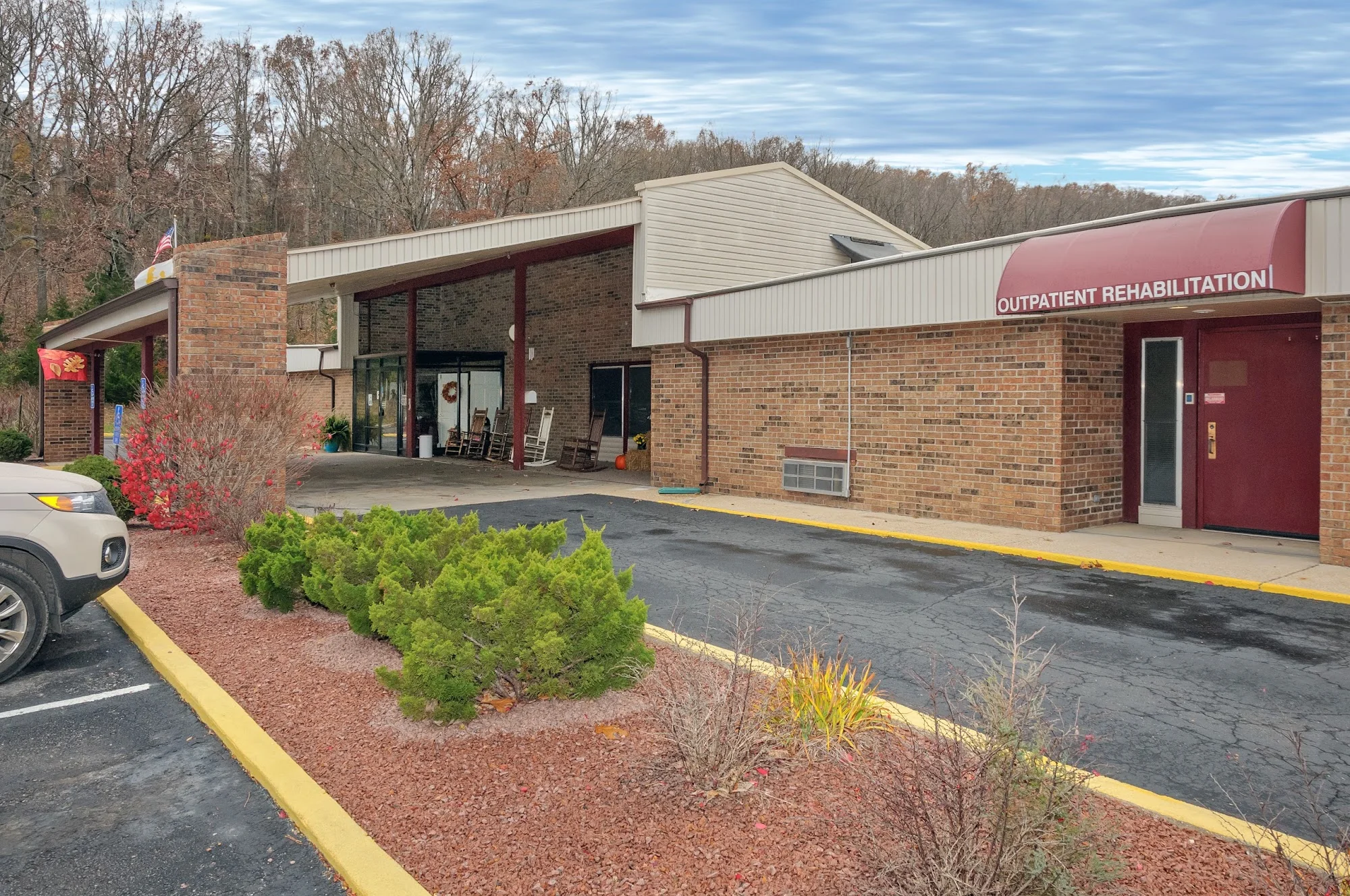 LIFE CARE CENTER OF WAYNESVILLE