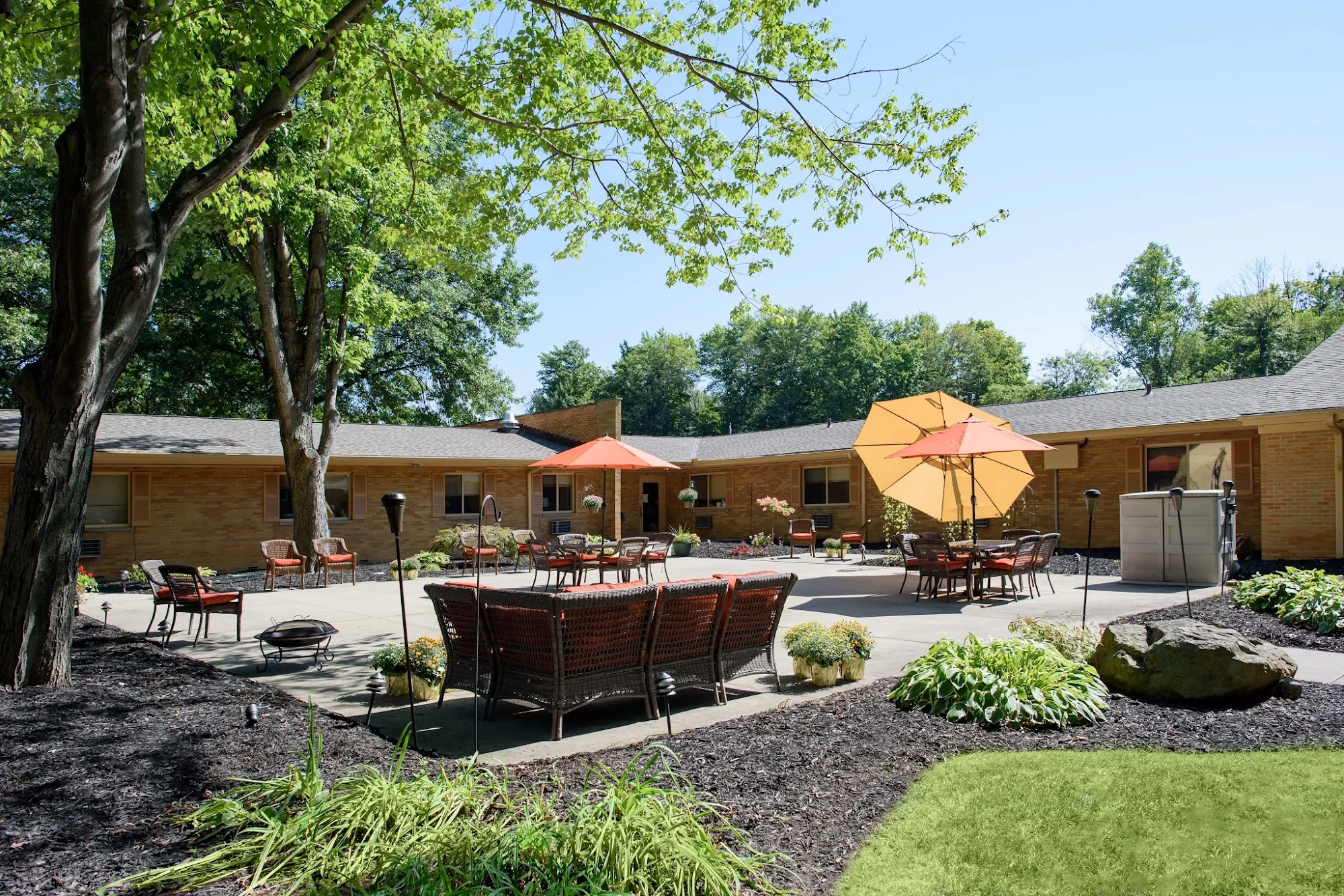 LIFE CARE CENTER OF WESTLAKE