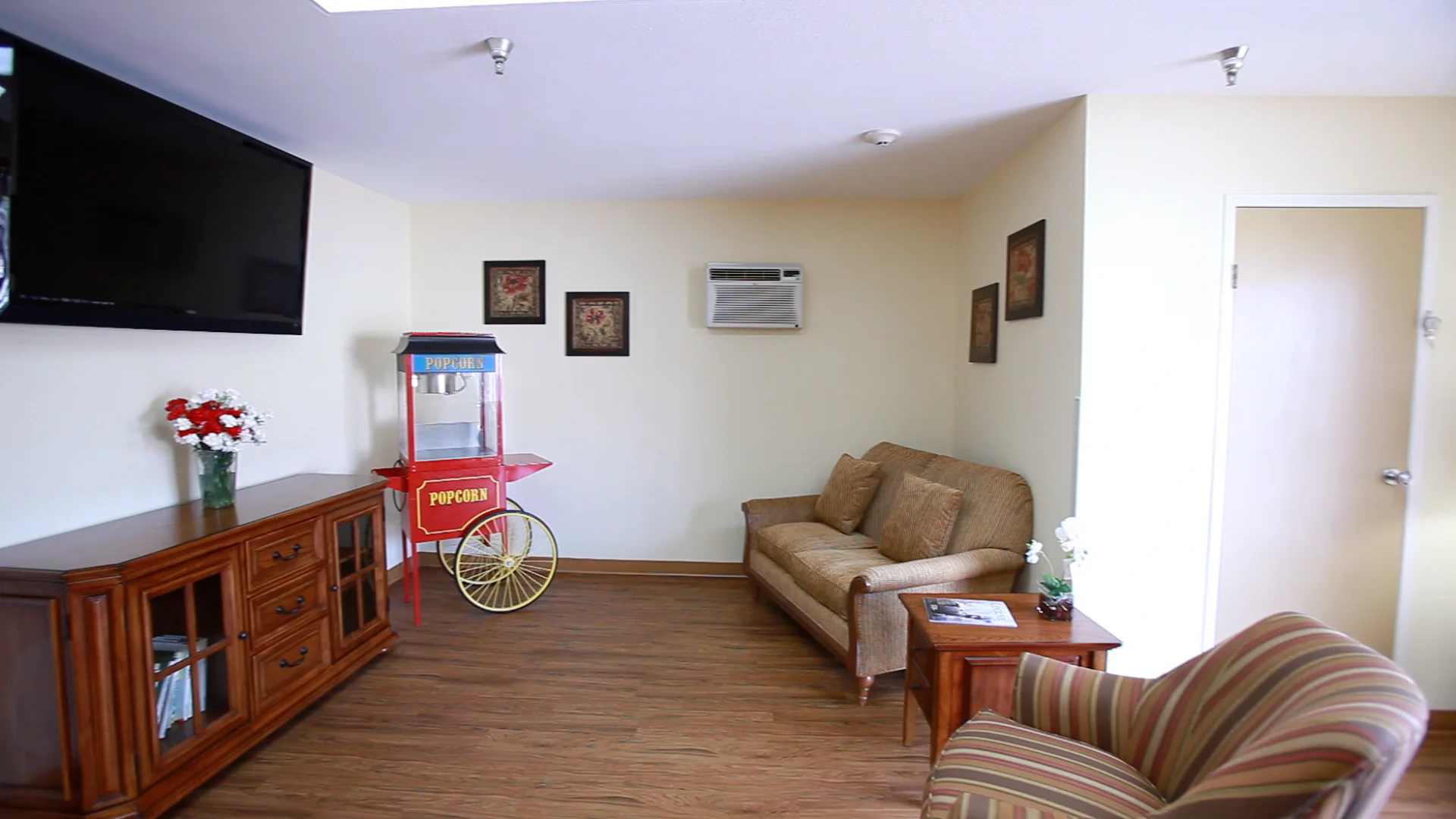 LIFE CARE CENTER OF YUMA