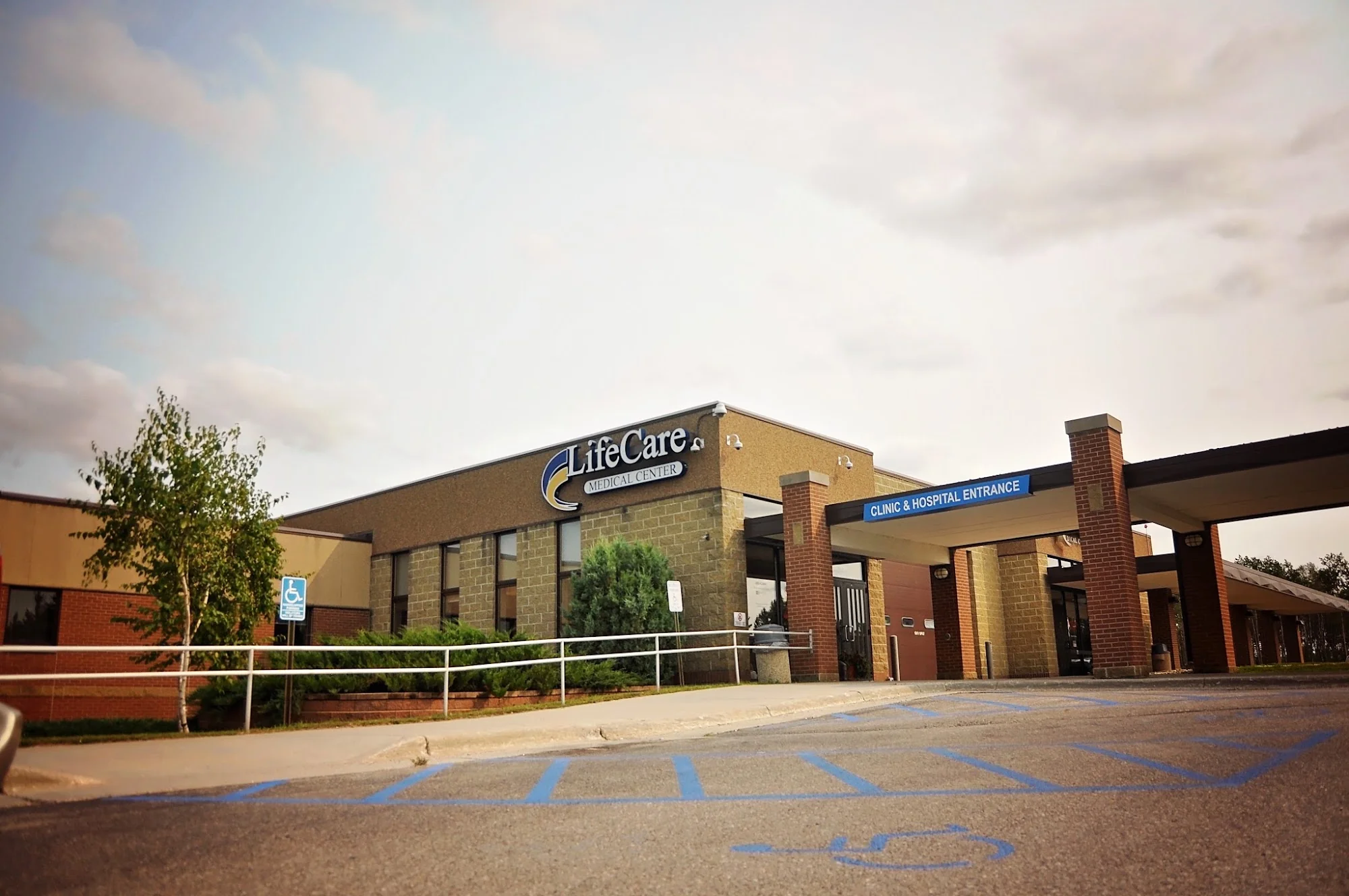LIFECARE MEDICAL CENTER
