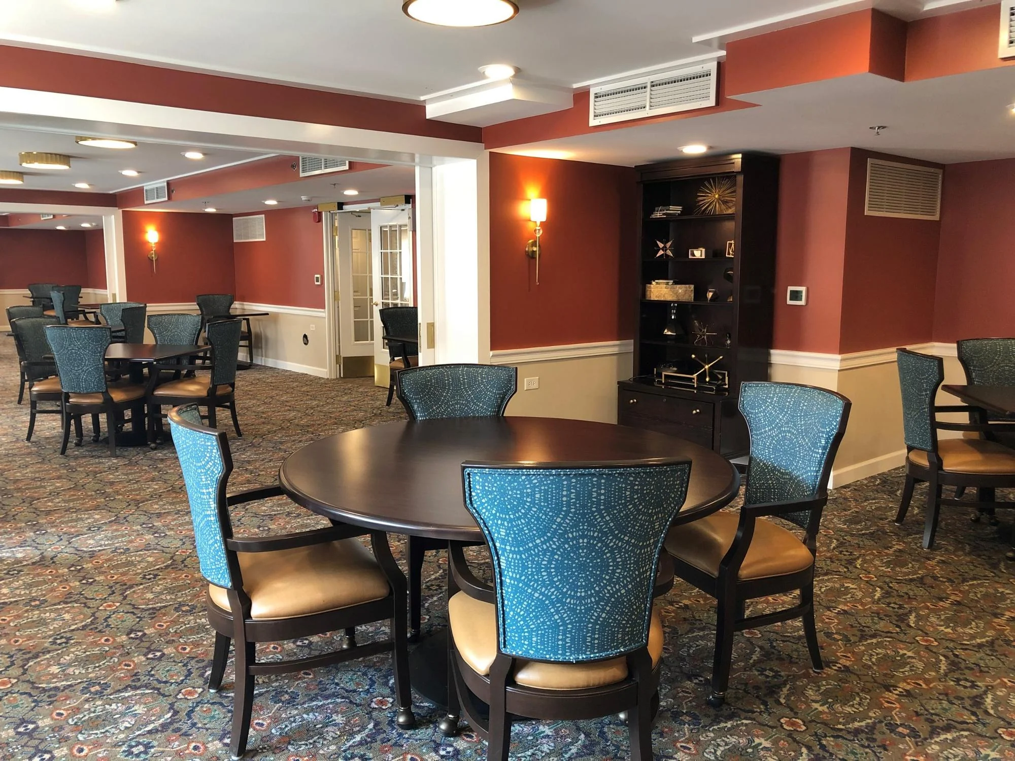LINCOLNWOOD PLACE