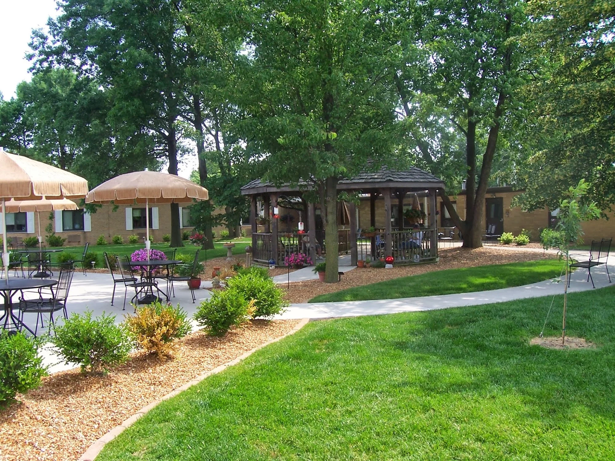 LITCHFIELD HEALTH & REHAB CENTER