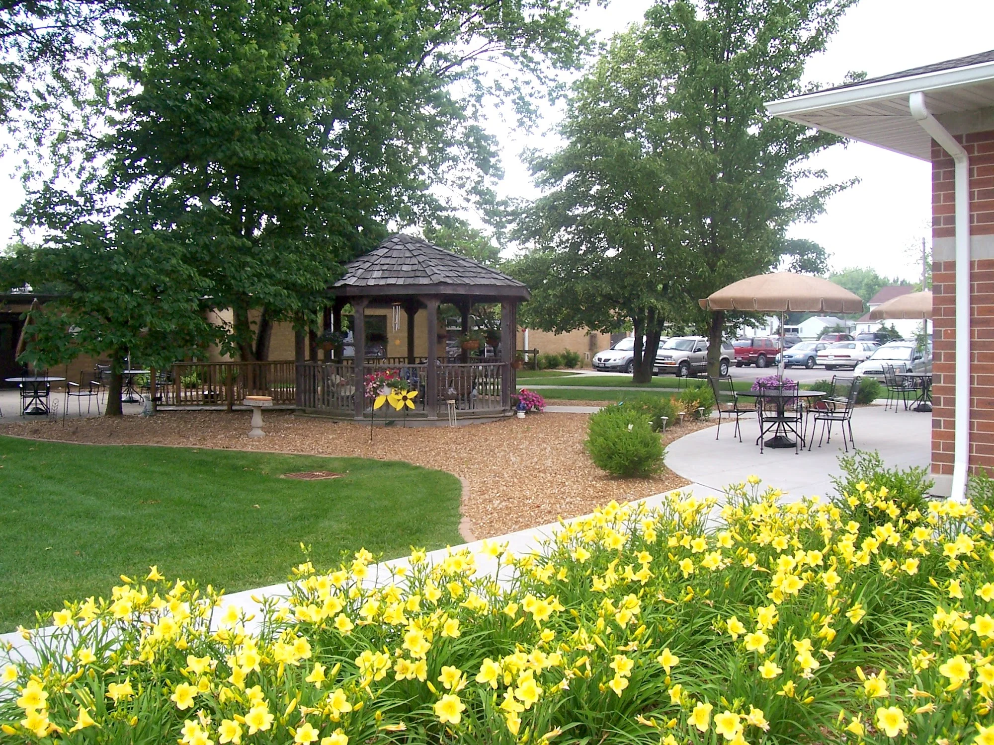 LITCHFIELD HEALTH & REHAB CENTER