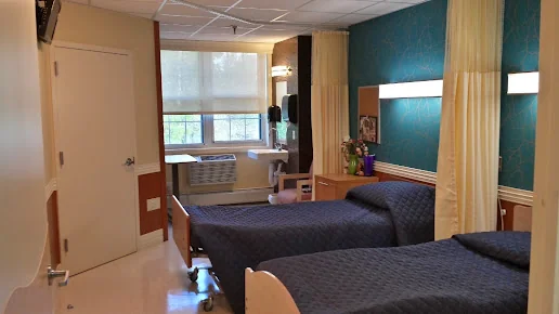 LITTLE NECK CARE CENTER