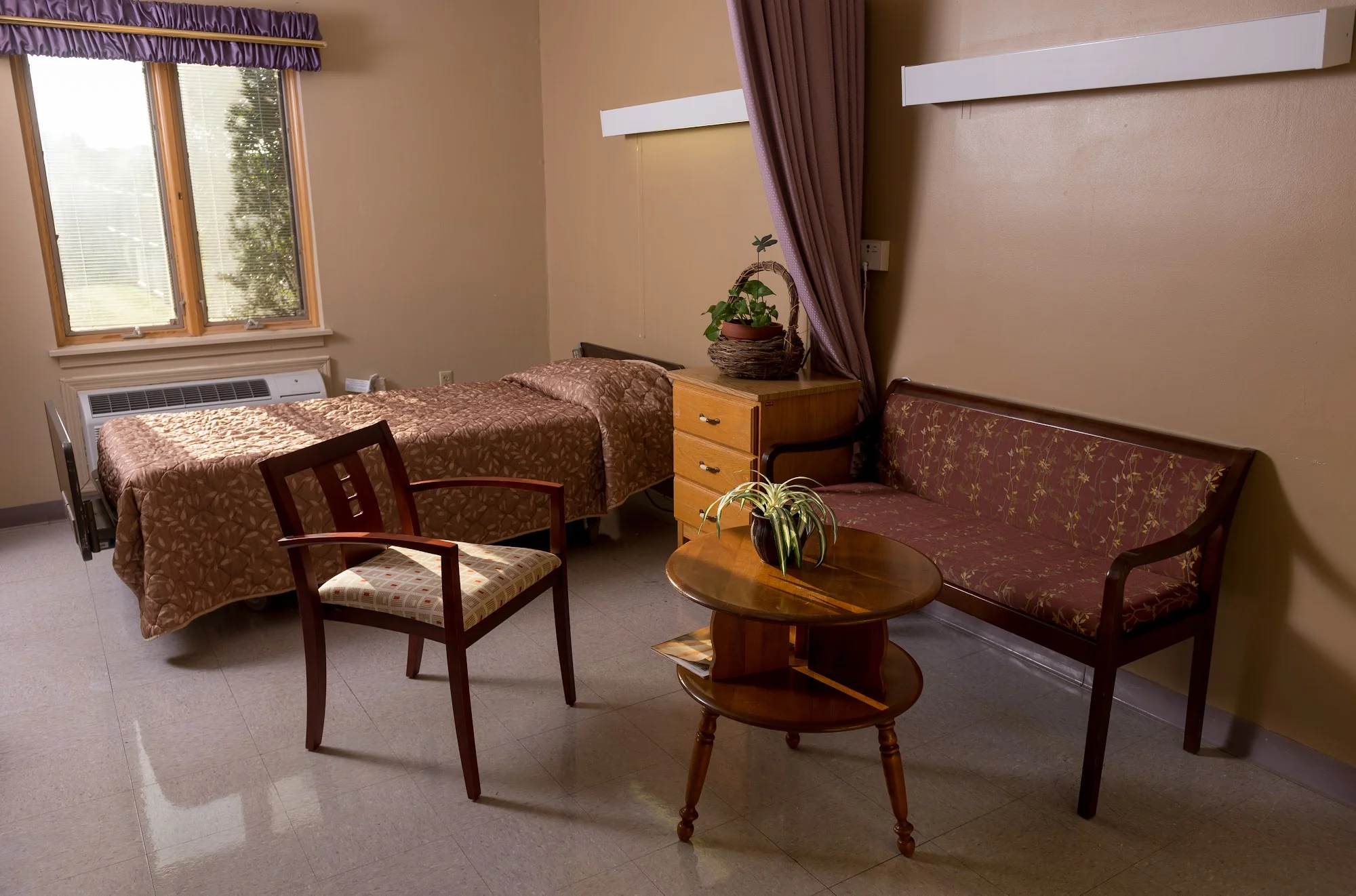 LIVING CENTER, THE