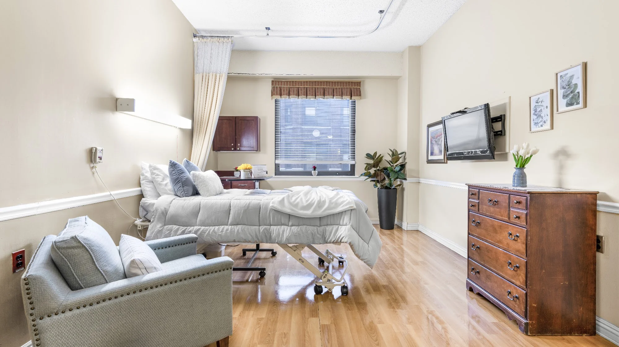 LOGAN SQUARE REHABILITATION AND HEALTHCARE CENTER