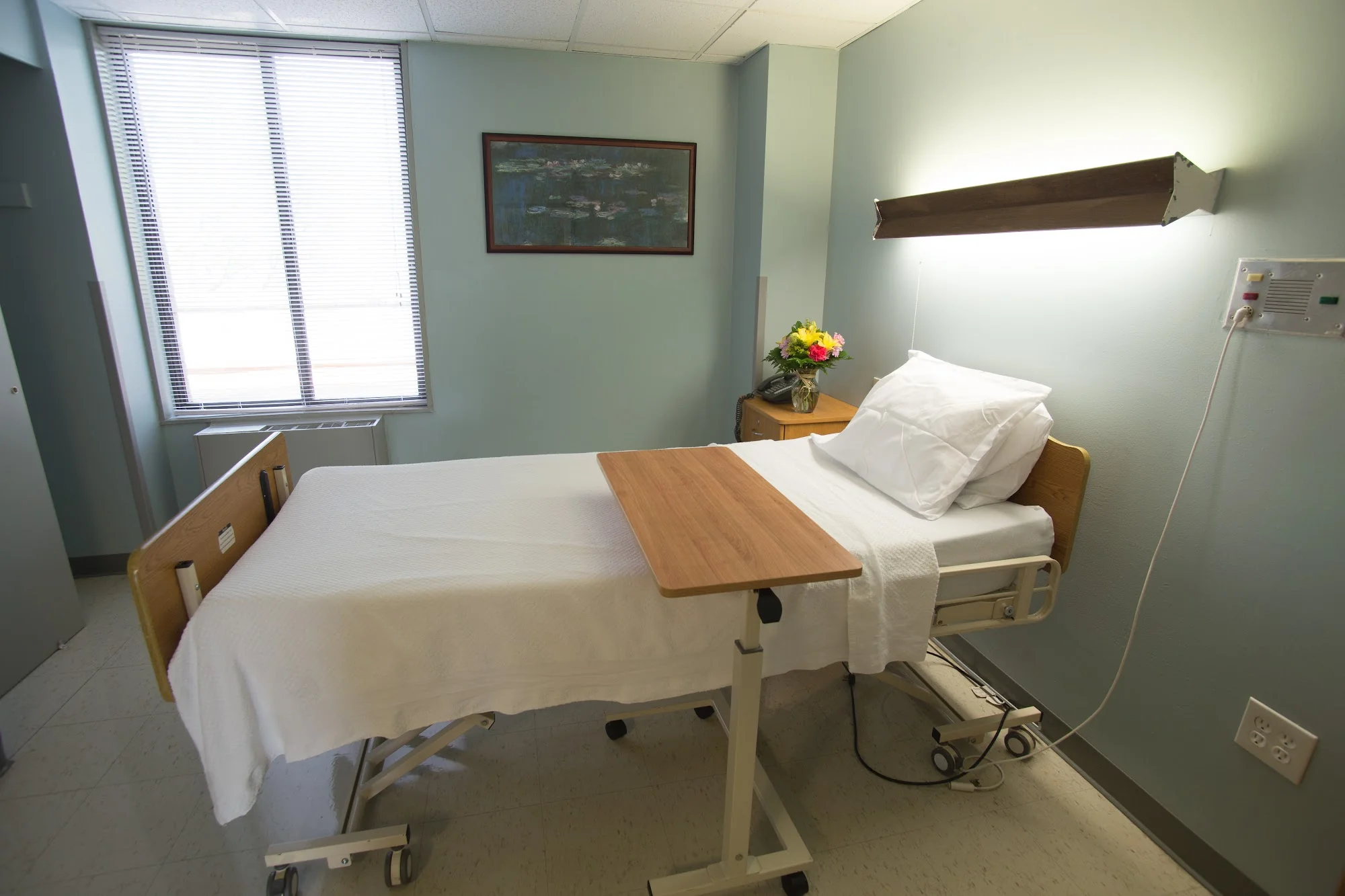LONG BEACH NURSING AND REHABILITATION CENTER