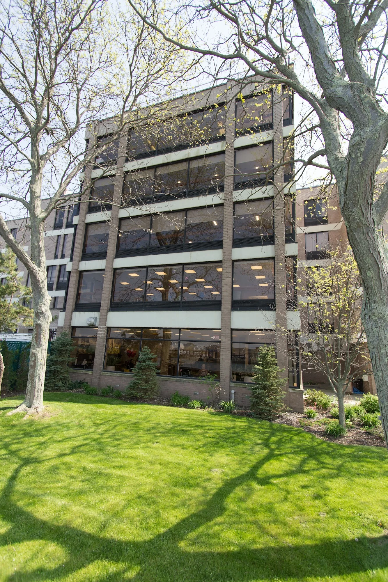 LONG BEACH NURSING AND REHABILITATION CENTER