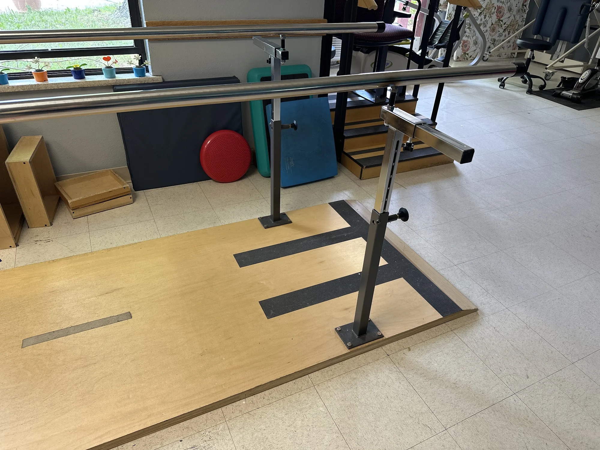LOWRY HILLS CARE AND REHABILITATION