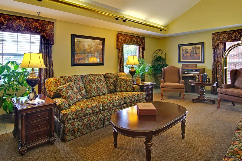 LYNCHBURG NURSING CENTER