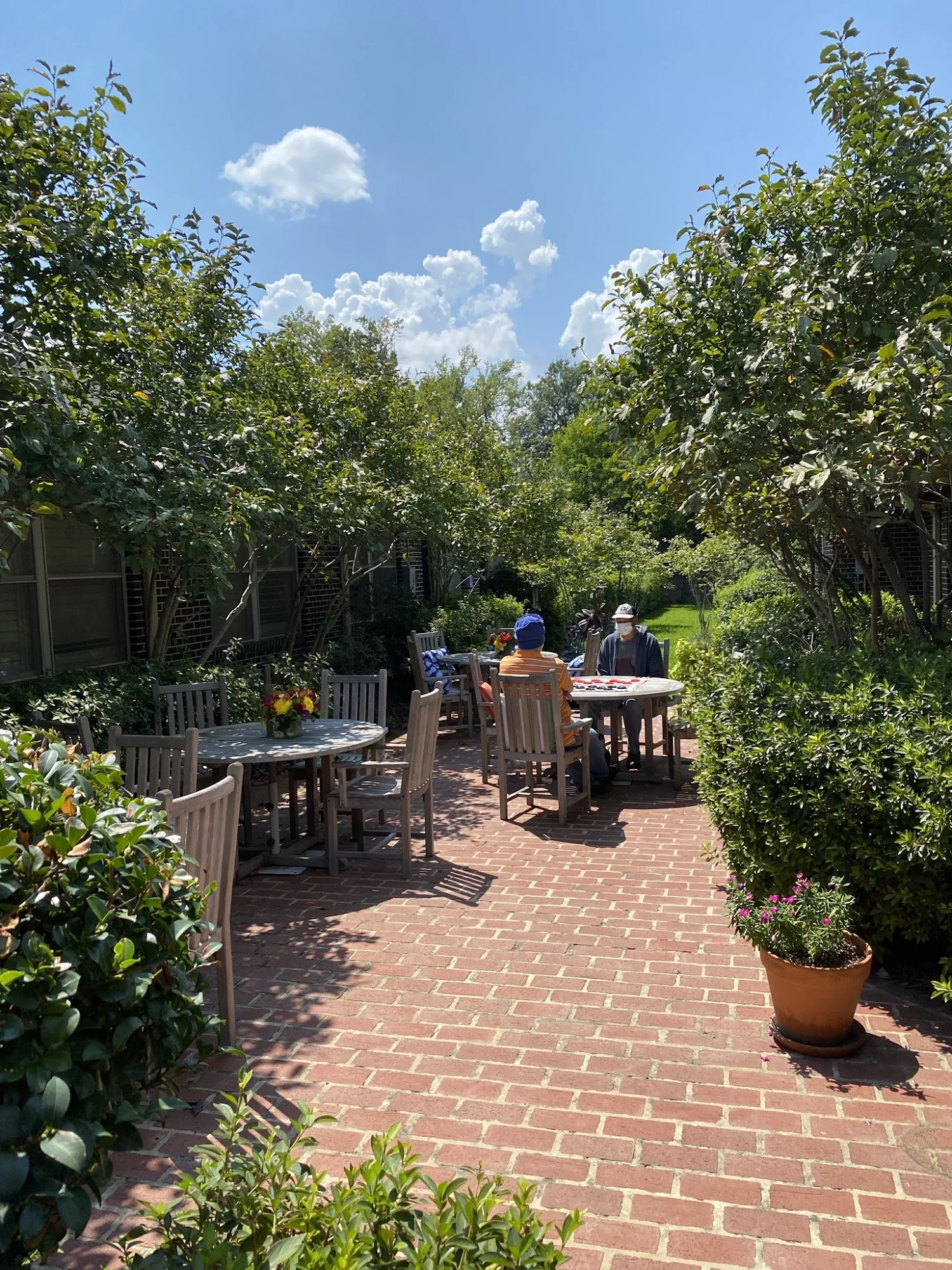 MAGNOLIA MANOR NURSING AND REHAB CTR, LLC