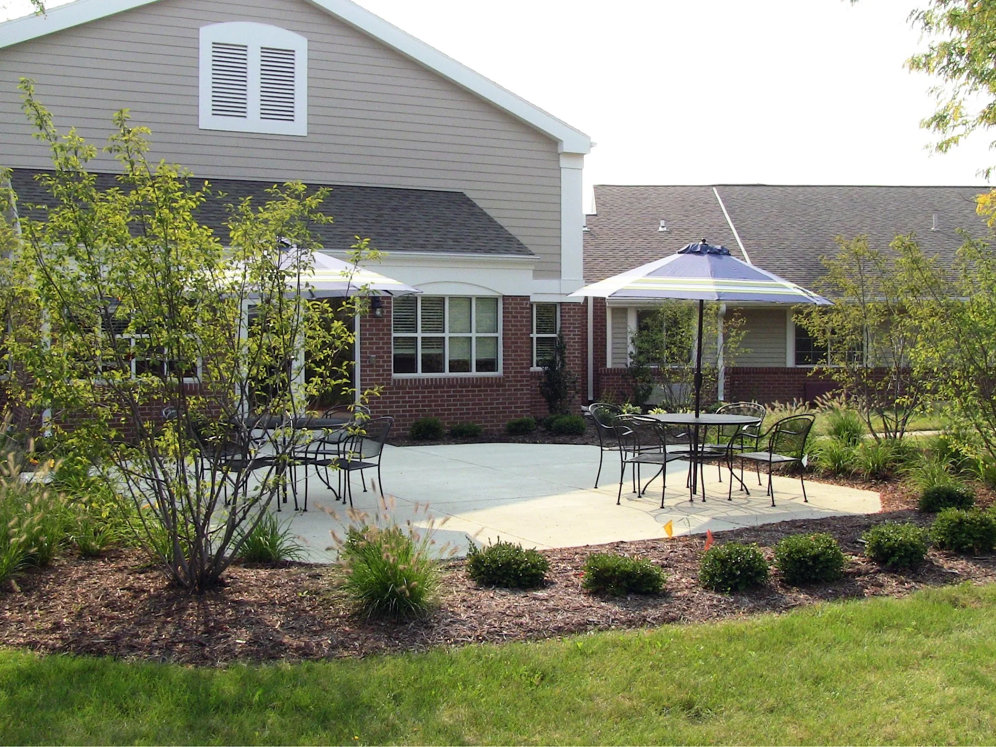 MANOR AT PERRYSBURG