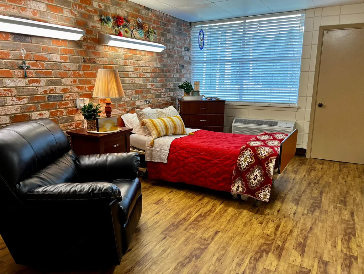 MANY HEALTHCARE AND REHABILITATION CENTER