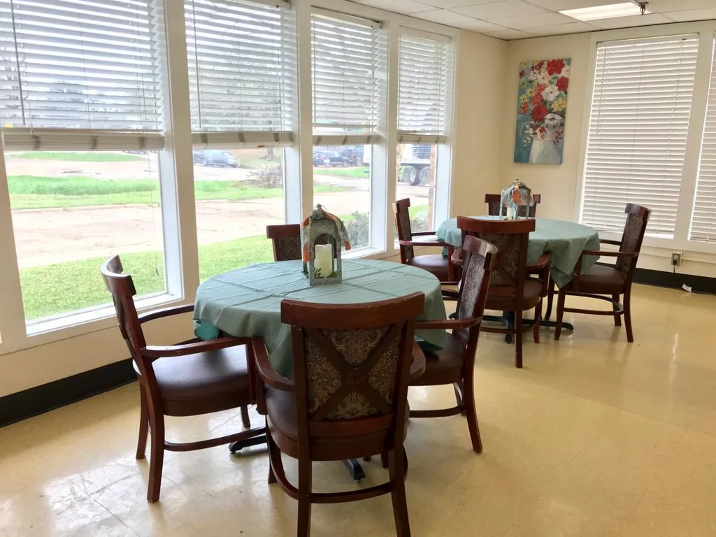 MANY HEALTHCARE AND REHABILITATION CENTER