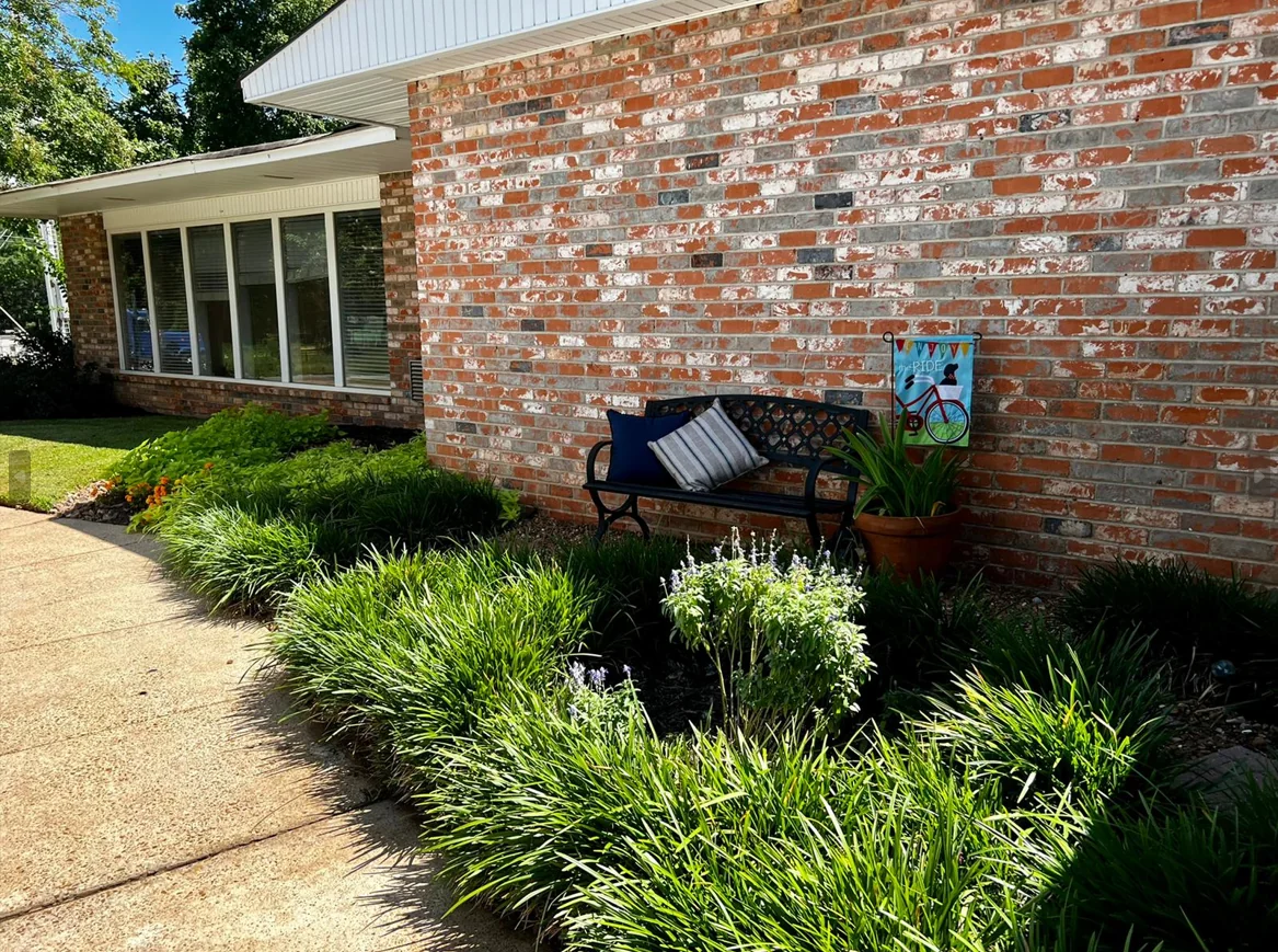 MANY HEALTHCARE AND REHABILITATION CENTER