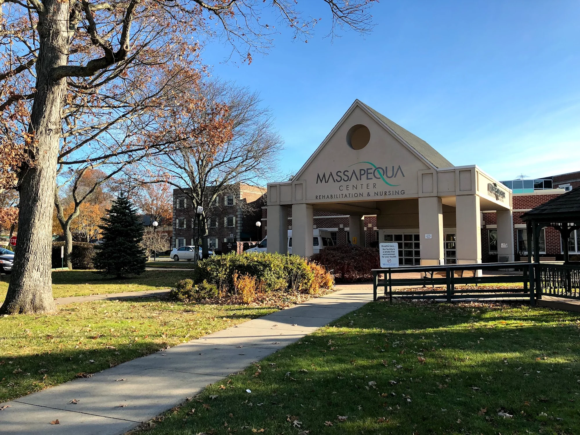MASSAPEQUA CENTER REHABILITATION & NURSING