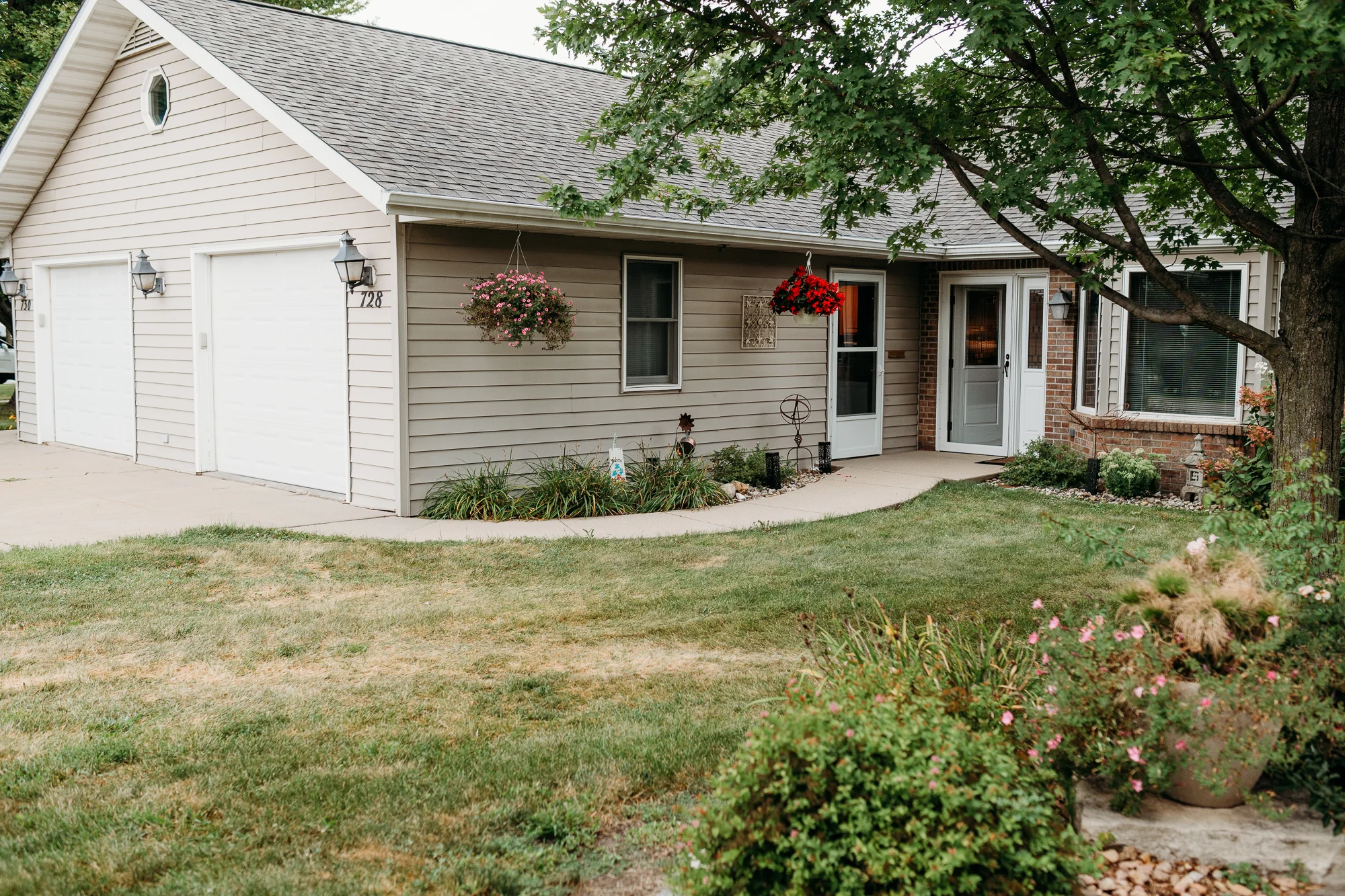 MAYFLOWER HOME
