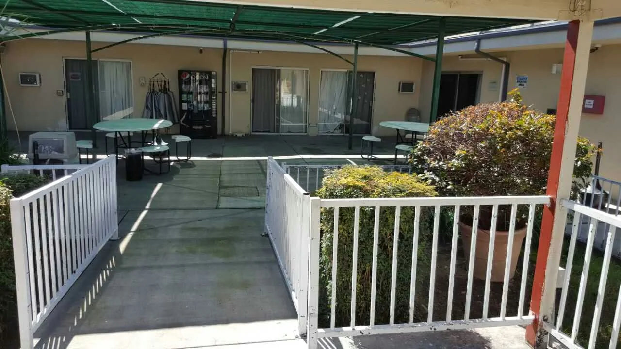 MEDICAL CENTER CONVALESCENT HOSPITAL