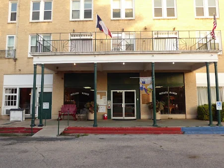 MENARD MANOR