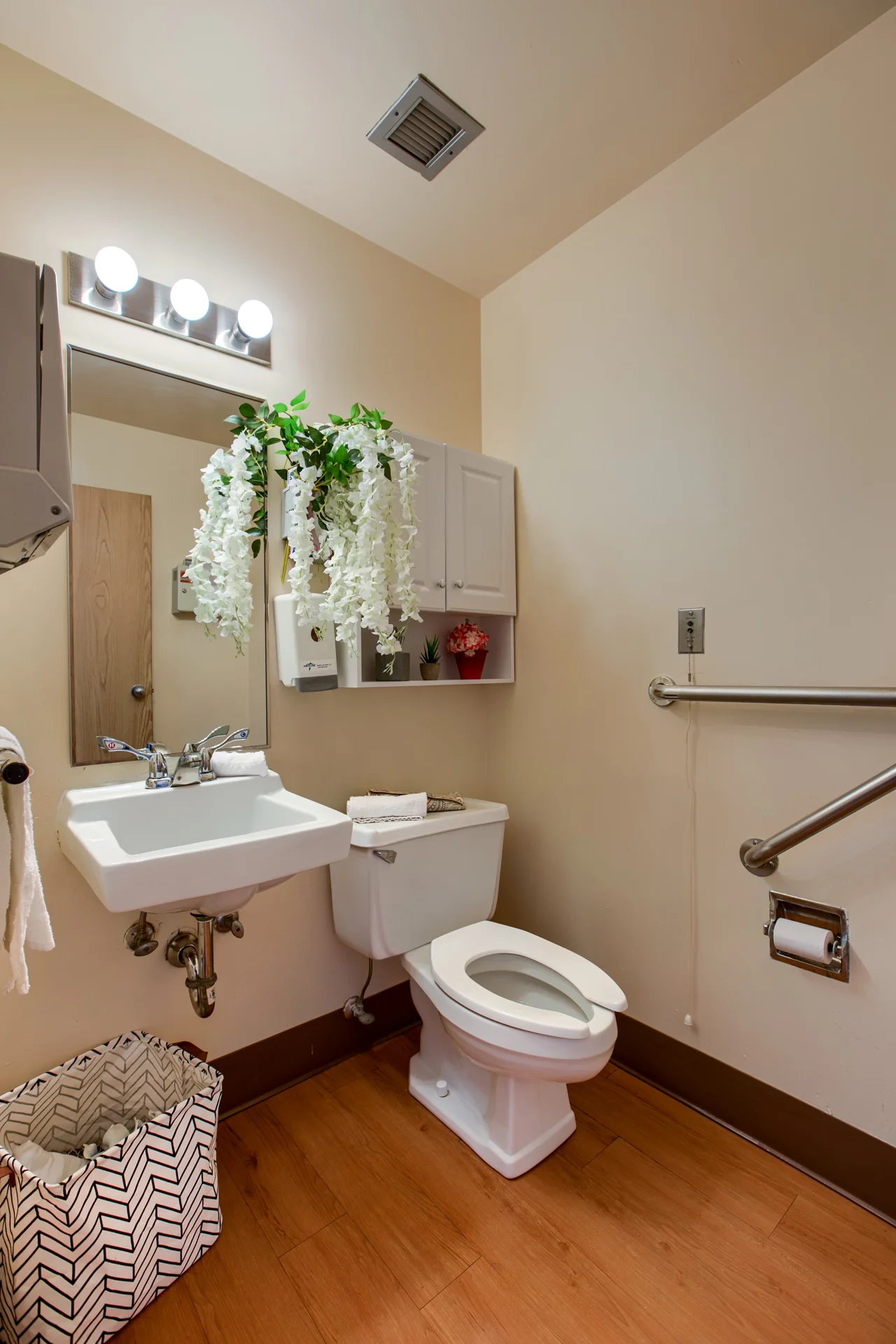 MERRIAM GARDENS HEALTHCARE & REHABILITATION