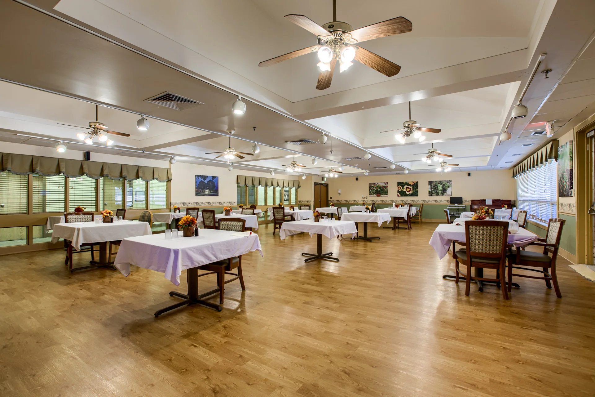 MERRIAM GARDENS HEALTHCARE & REHABILITATION