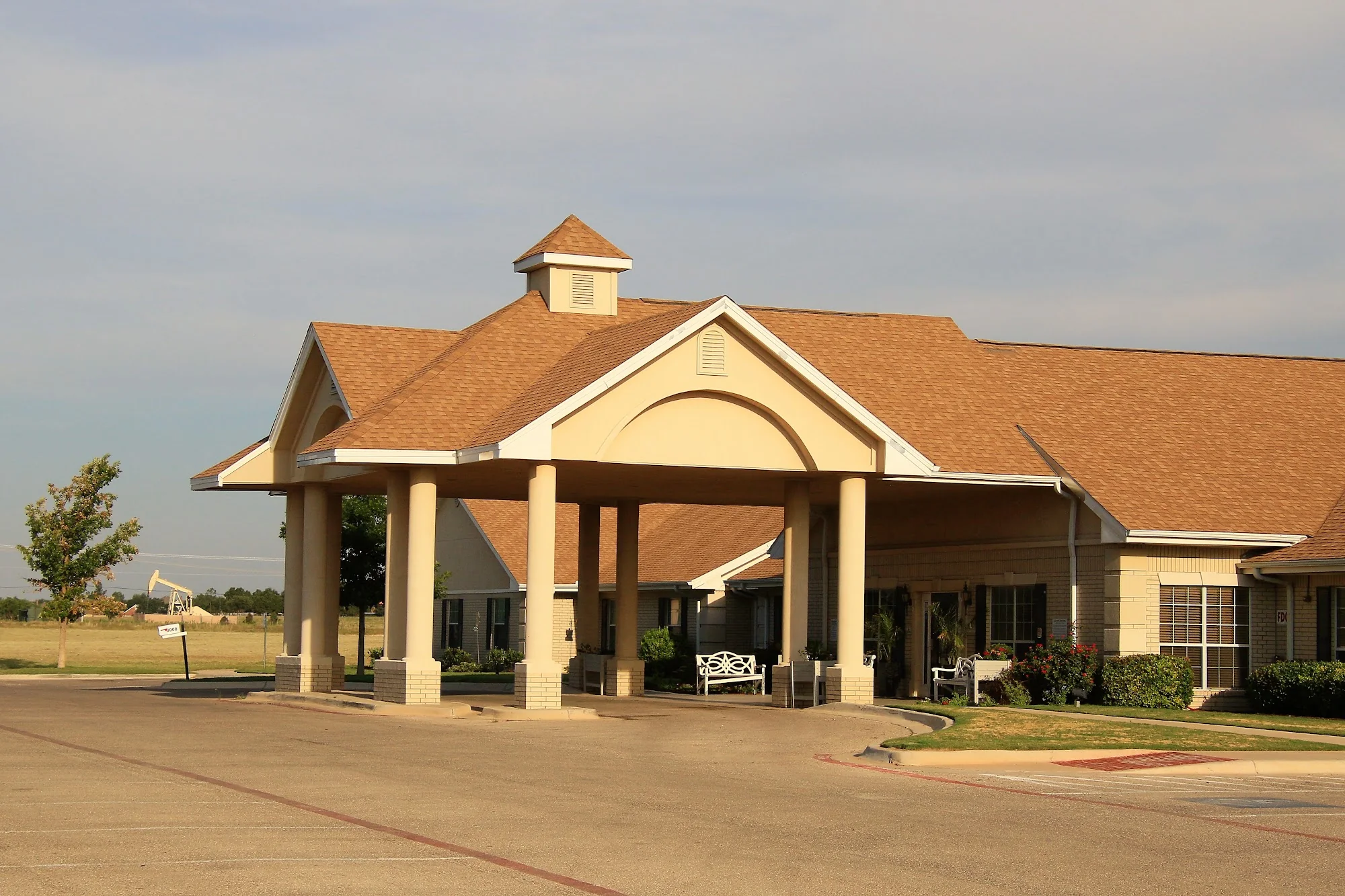 MIDLAND MEDICAL LODGE