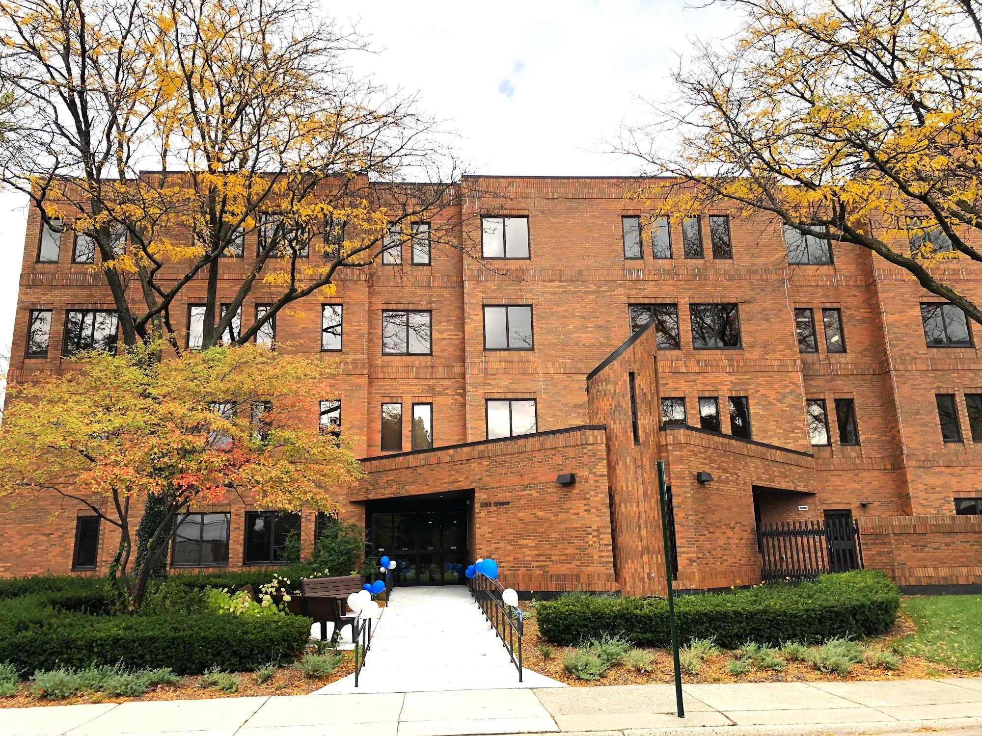 MISSION POINT NURSING & PHYSICAL REHAB CENTER OF DETROIT