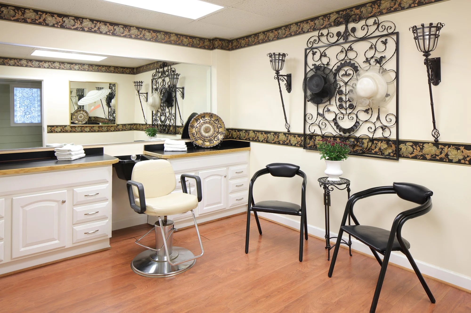 MONROE HEALTH & REHAB CENTER