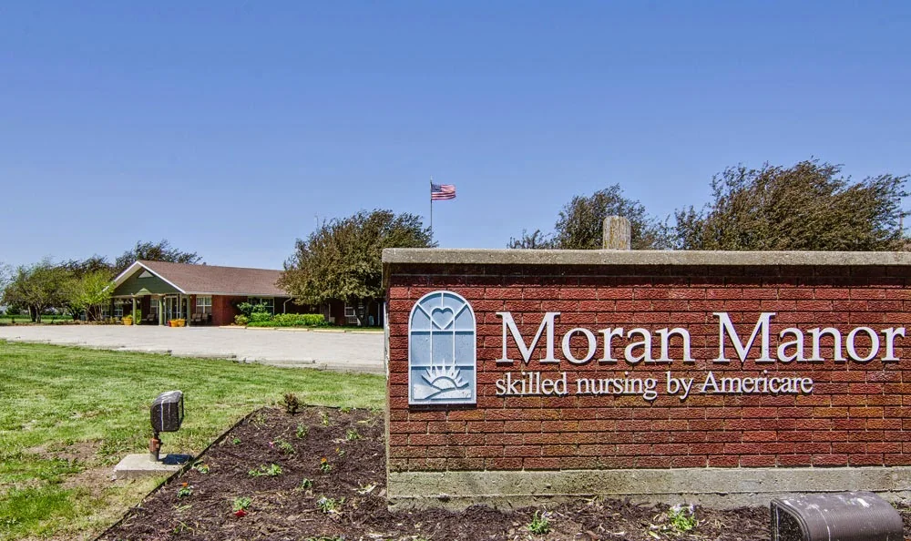 MORAN MANOR