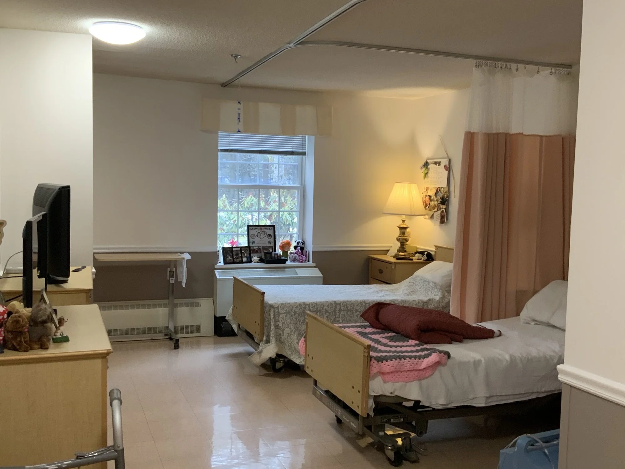 MOUNT CARMEL CARE CENTER