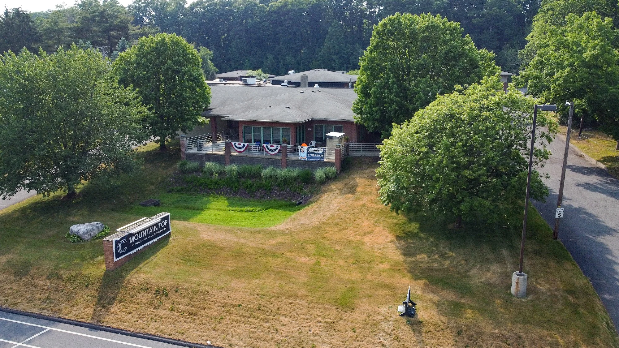 MOUNTAIN TOP REHABILITATION & HEALTHCARE  CENTER