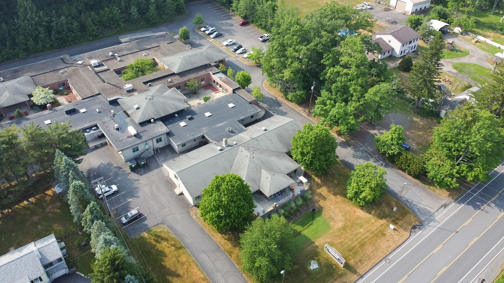 MOUNTAIN TOP REHABILITATION & HEALTHCARE  CENTER