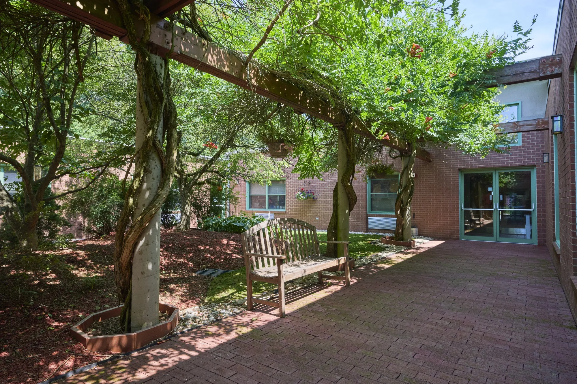 MOUNTAIN TOP REHABILITATION & HEALTHCARE  CENTER