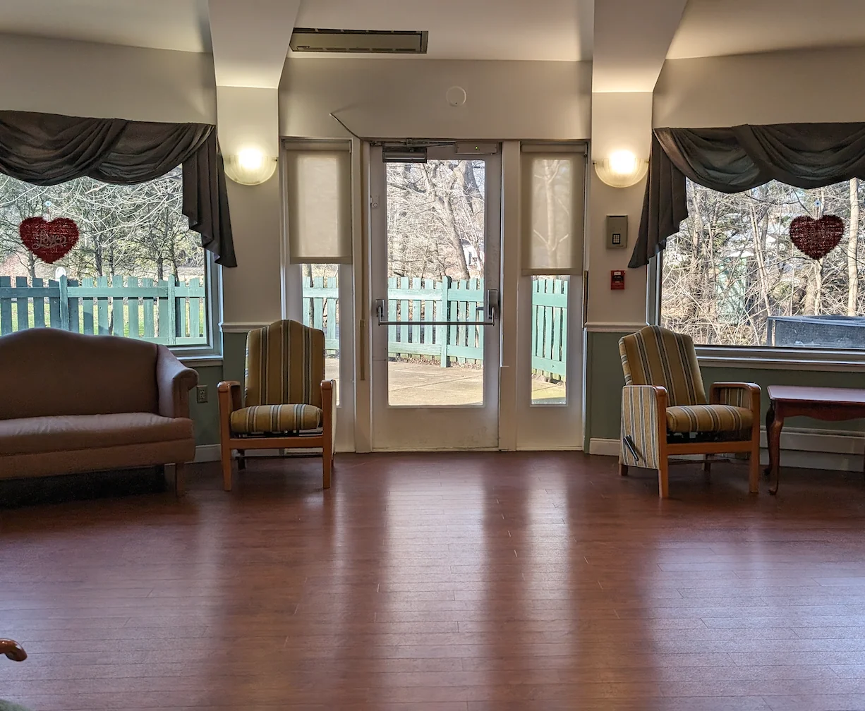 NAAMANS CREEK COUNTRY MANOR