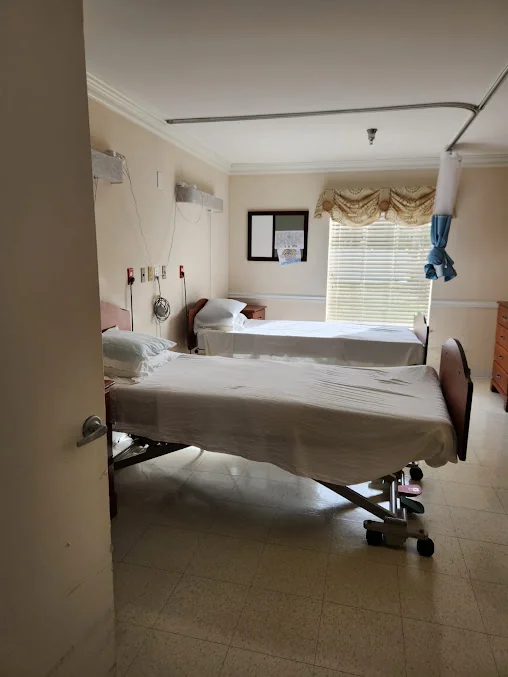 NAPLES HEALTH AND REHABILITATION CENTER