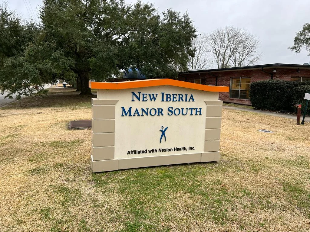 NEW IBERIA MANOR SOUTH