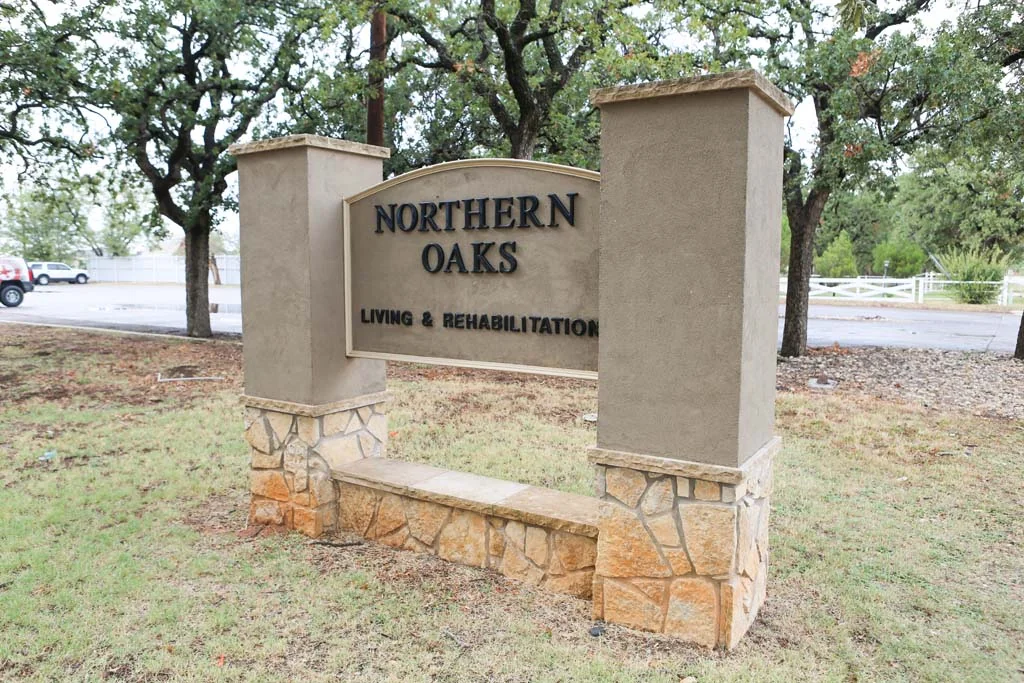 NORTHERN OAKS LIVING & REHABILITATION CENTER