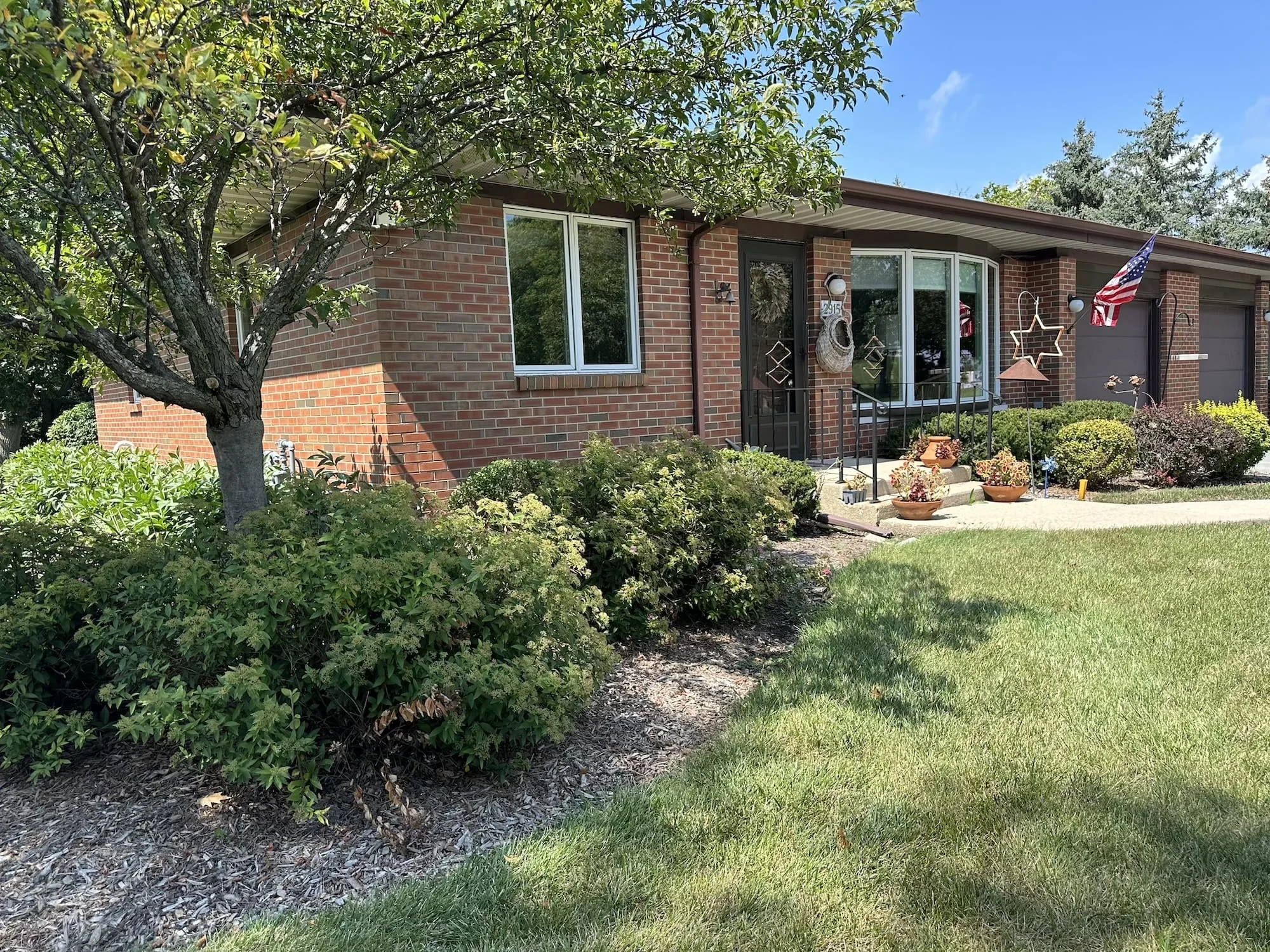 OAK CREST