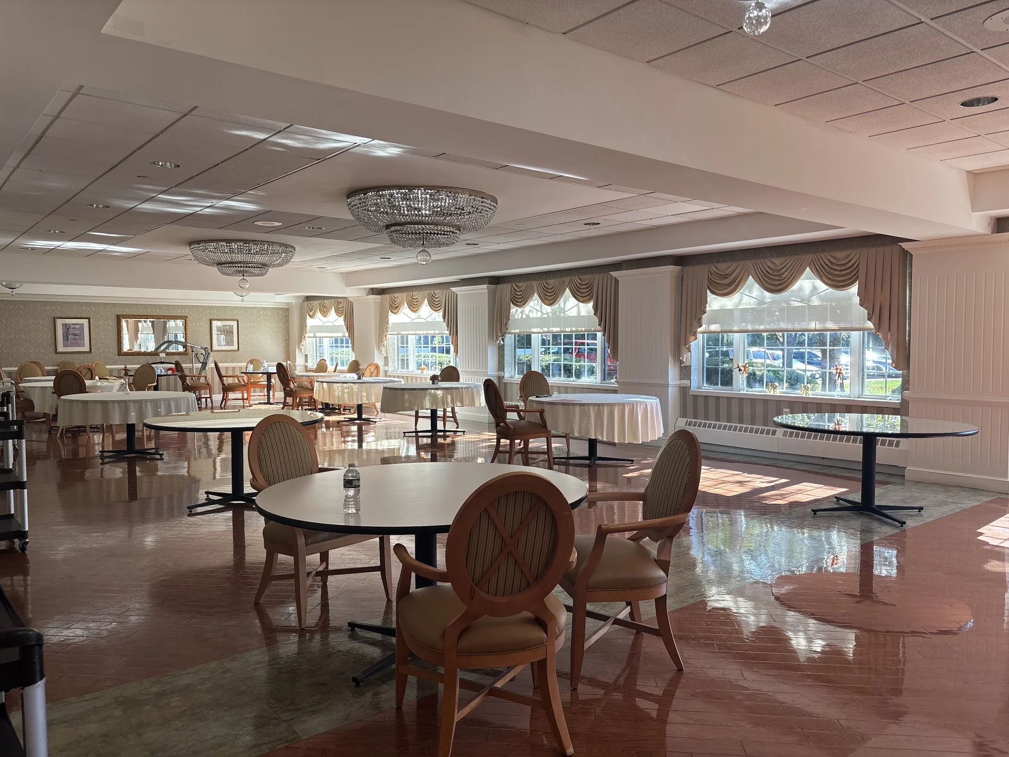 OAK KNOLL REHABILITATION AND HEALTHCARE CENTER